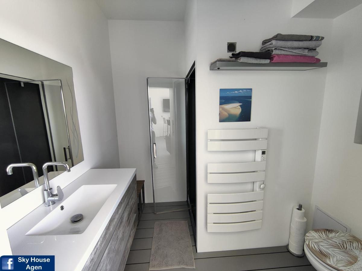 Piscine Chauffee Et Spa Jacuzzi Privatif Terrasse Sans Vis A Vis ,,,Sky House Agen,,, Exteriör bild